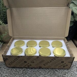 Lovery 8 Piece Individually Scented Soy Candles New In Opened Box